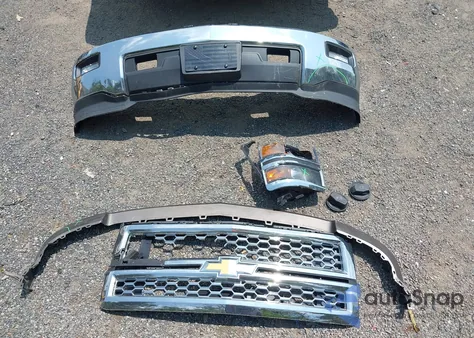 2015 Chevrolet Silverado 1500 1Lt from USA, damaged, VIN 3GCUKREC9FG519099